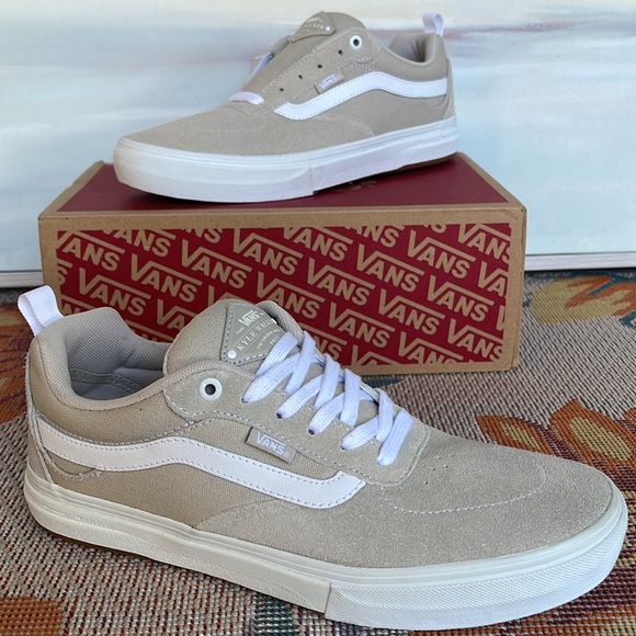 Vans WMNS Kyle Walker Pro
Antique/Rose
VN0A4UWS2LY
Sneakers - Picture 3 of 16